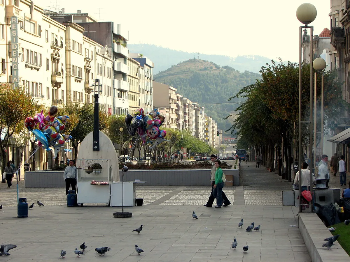 Explore Braga Streets and Fountains: Portugal's Charms