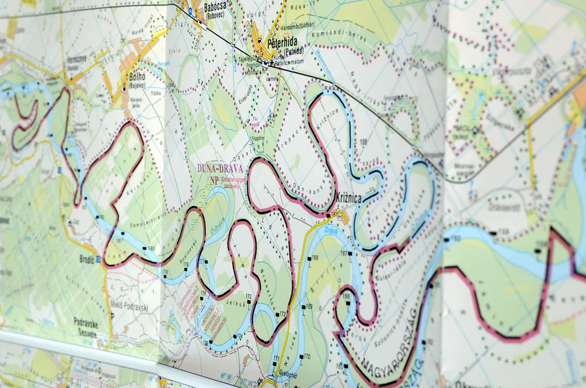 Braga's Beautiful Street Fountains: A Walking Map Guide