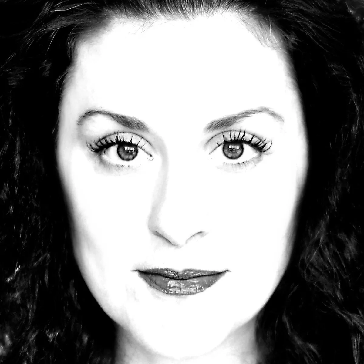 Capture Braga's Glow: Photography Tips for Street Lighting