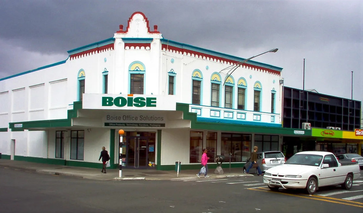 Braga Souvenir Shopping: Explore Beautiful Streets 2025