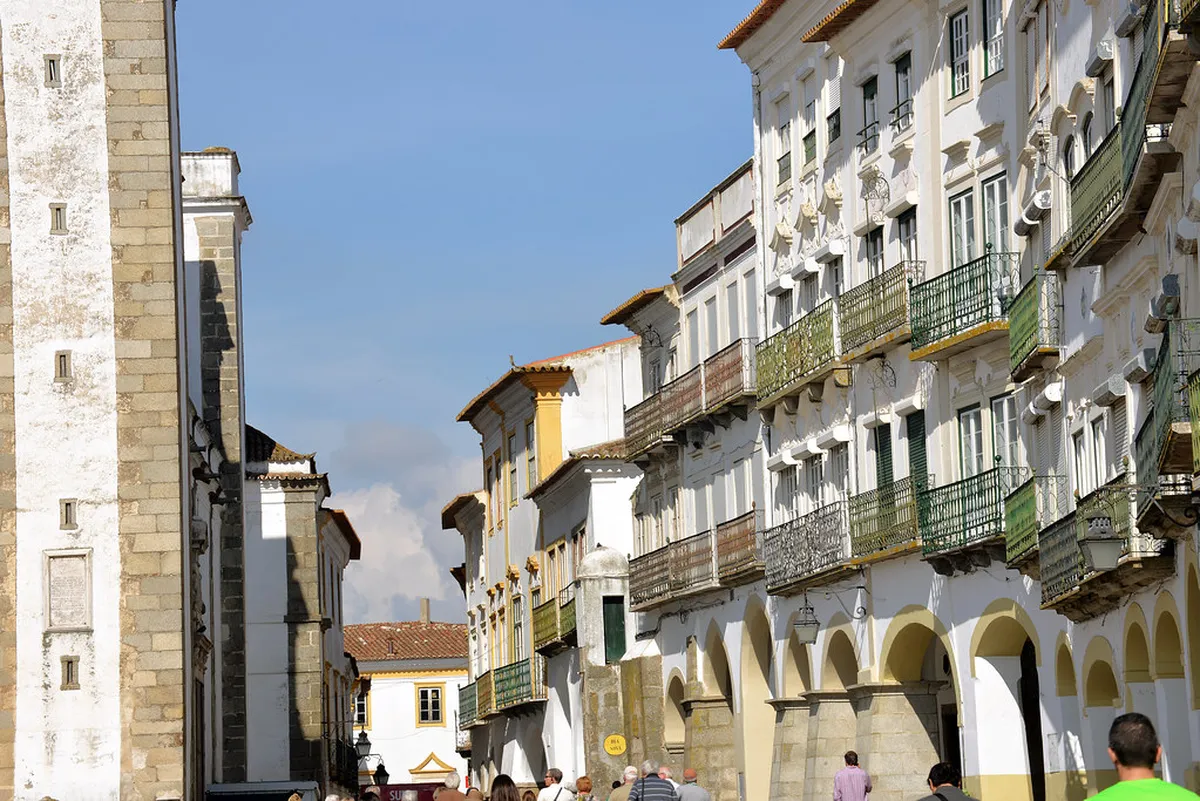 Évora UNESCO Streets Charm: Historic City Guide