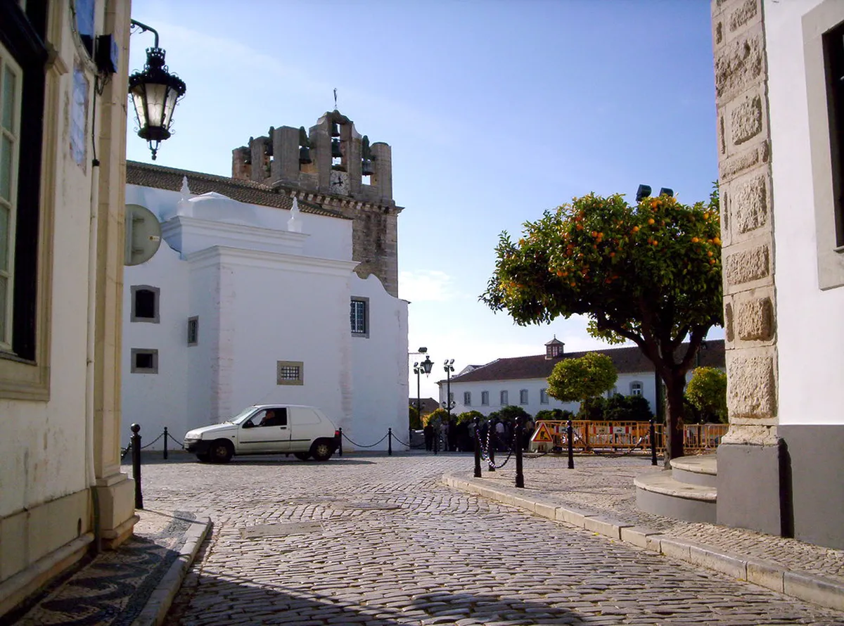 Discover Moorish Influence Streets Faro in 2025