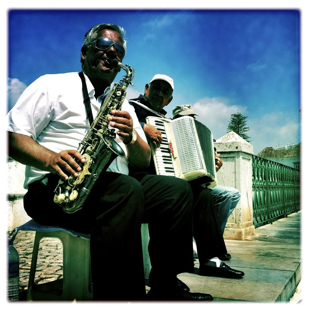Discover Faro's Enchanting Street Musicians in 2025