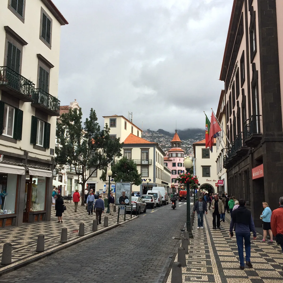 Best Funchal Streets for Sunrise Photography in 2025