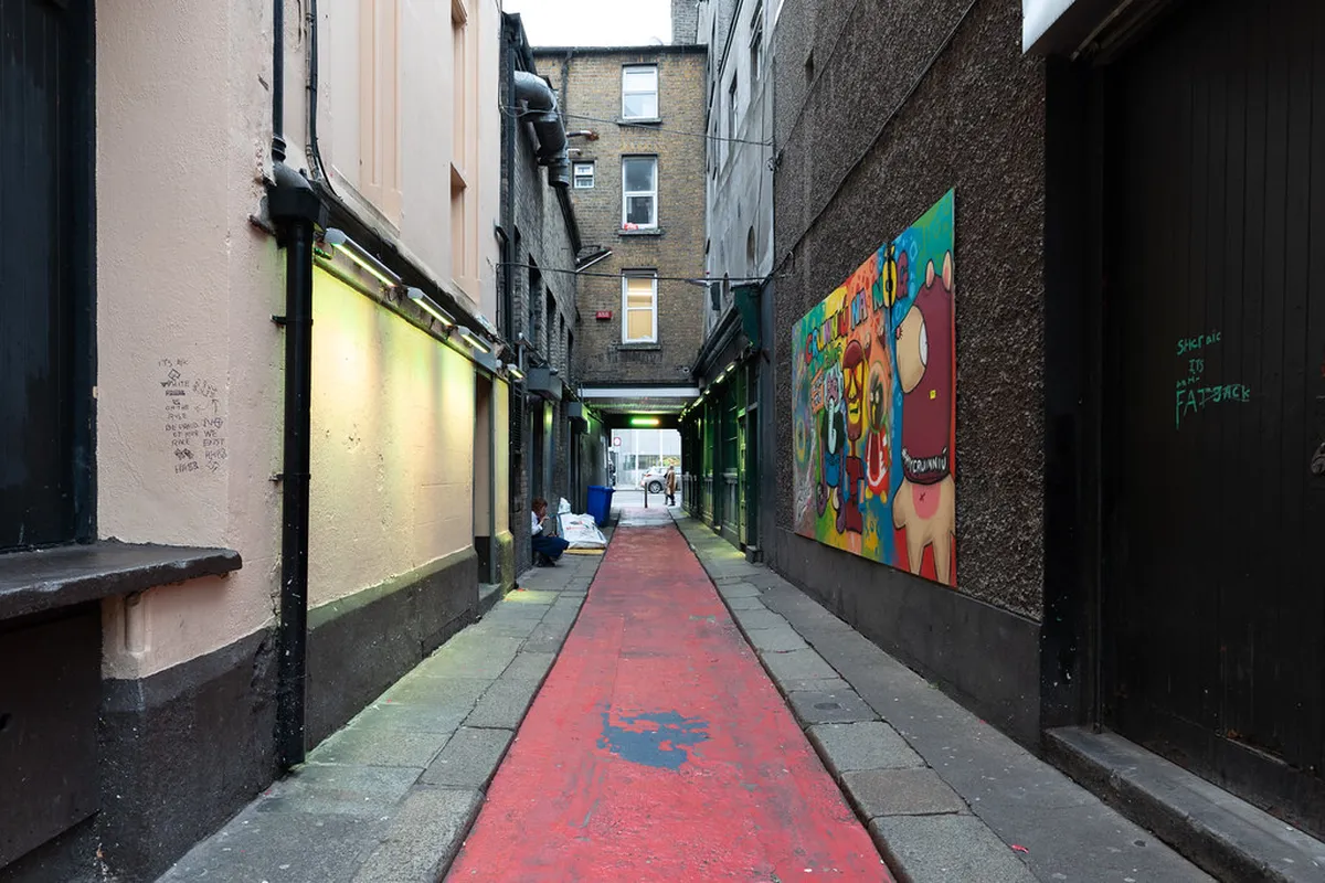 Best Guided Street Art Tours in Funchal 2025: Your Guide