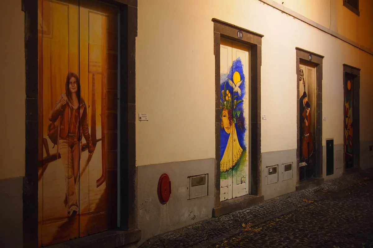 Funchal Painted Doors: Best Photo Spots in 2025