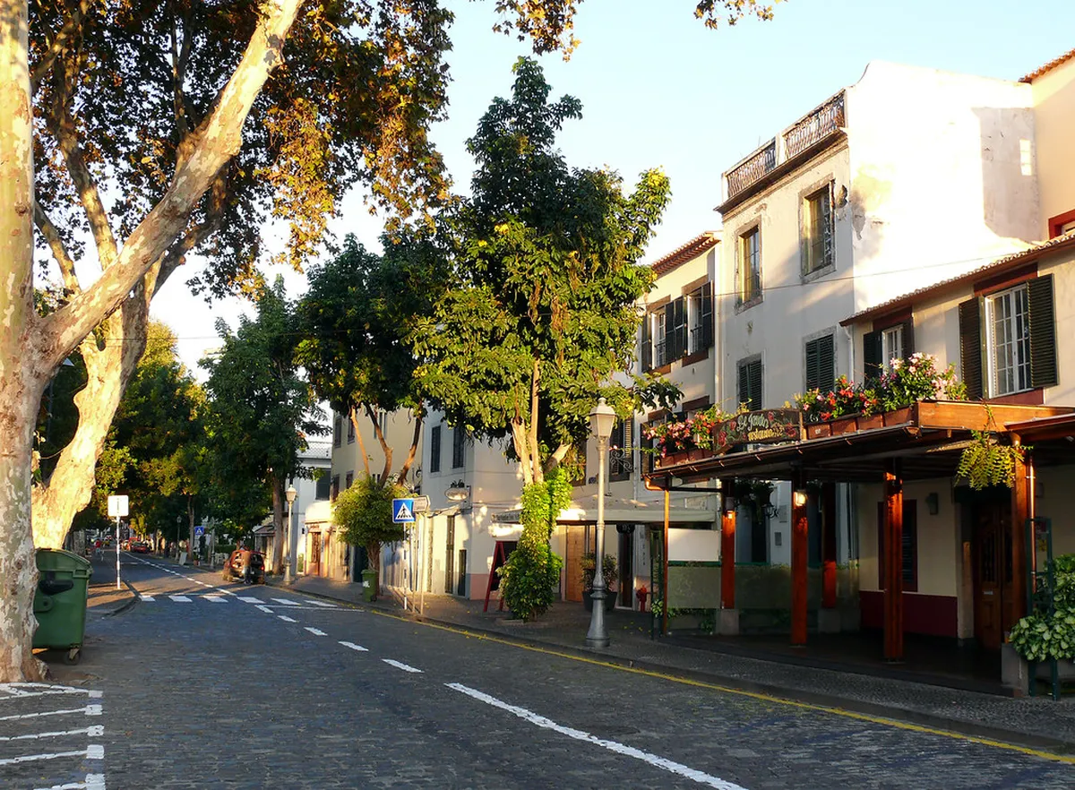 Explore Funchal Old Town Streets: A Guide to Charm