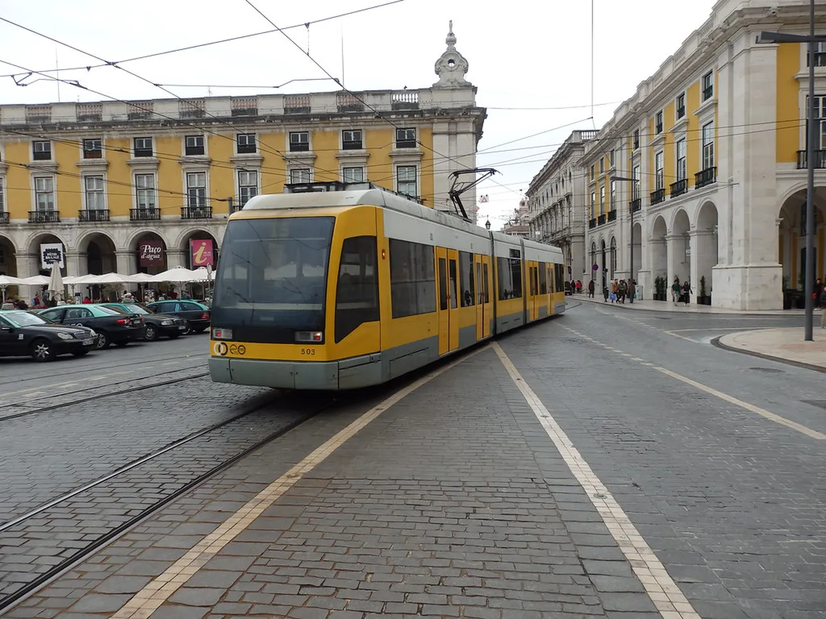 Lisbon Street Accessibility: A 2025 Traveler's Guide