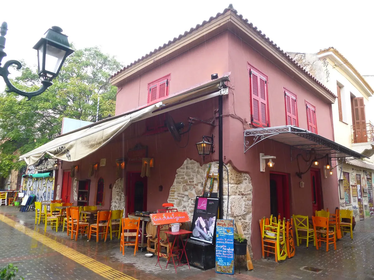 Discover Lisbon's Best Coffee Shops on Streets in 2025