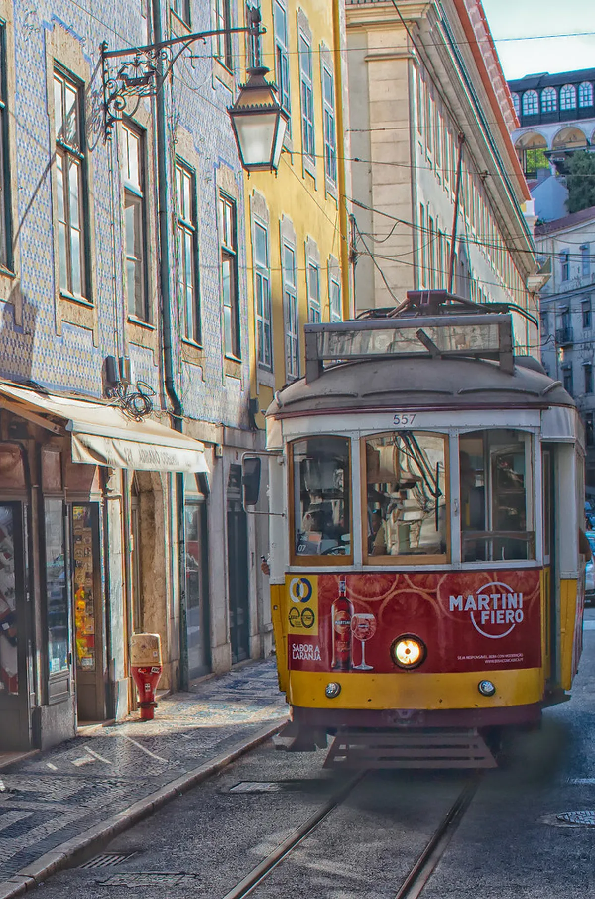 What to See in the Baixa District Lisbon: A 2025 Guide