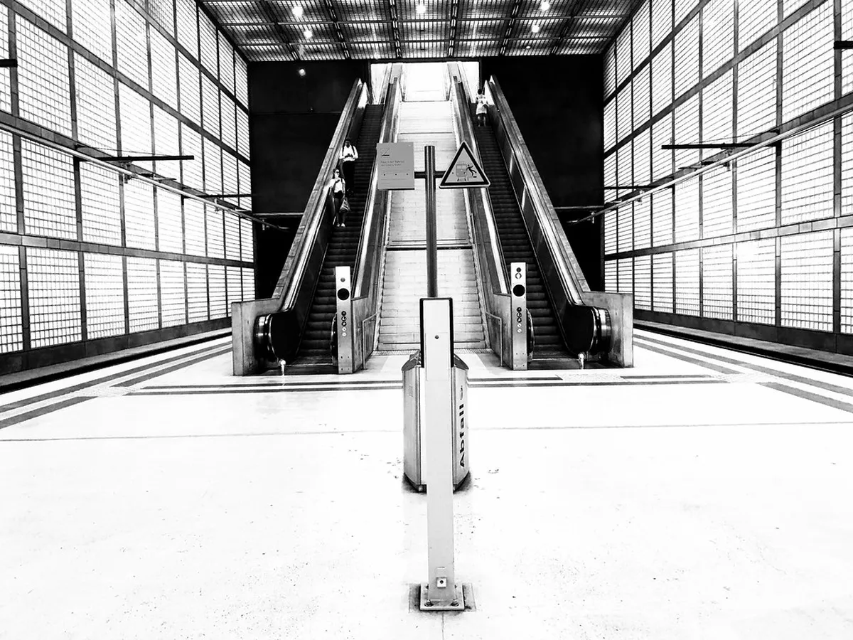 Peaceful Streets to Escape Porto Crowds in 2025